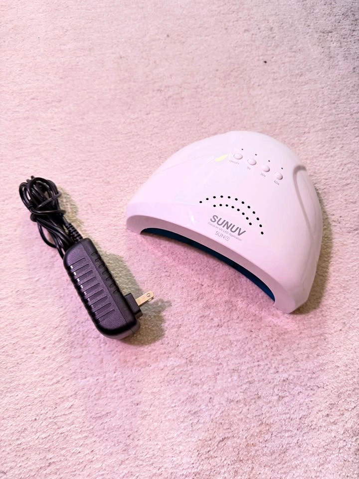 Sunuv UV LED gel nail lamp