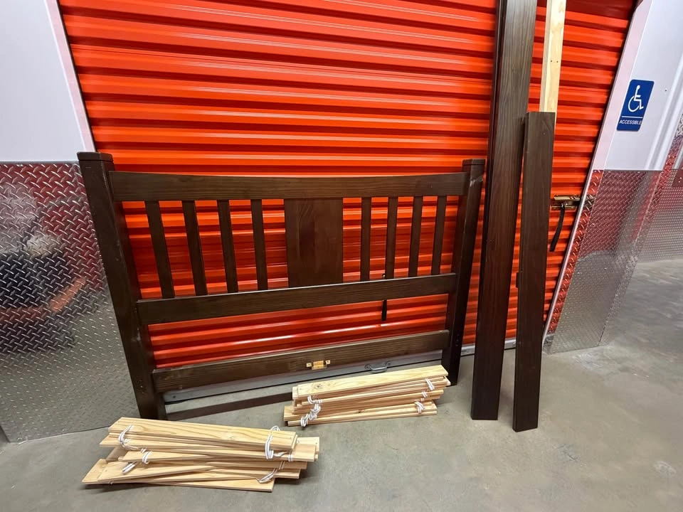 Grain Wood Shaker Slat Platform Queen Bed - photo 2