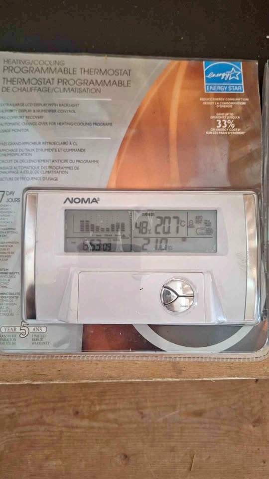 NOMA 7-Day Programmable Thermostat