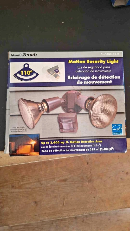 Heath Zenith Motion Security Light