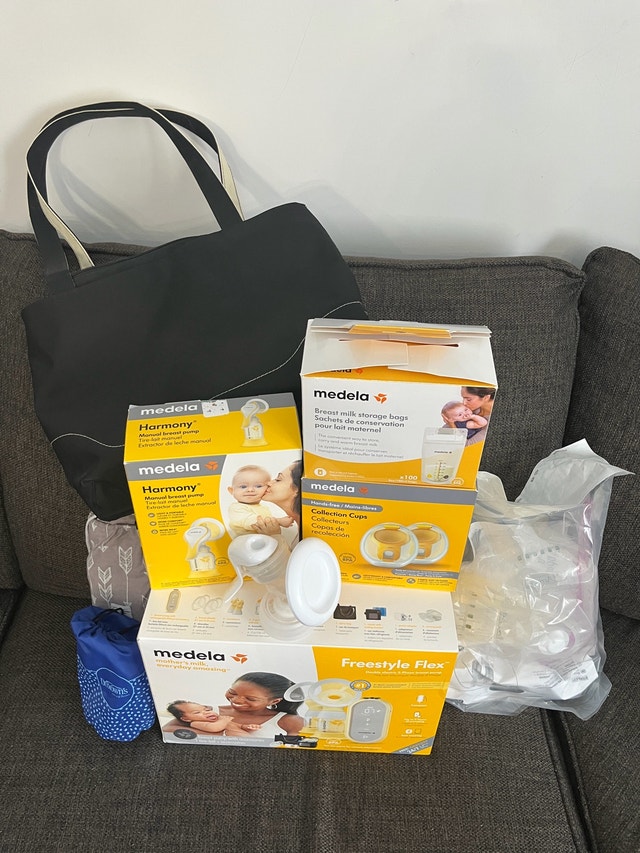 Medela Breast Pump Bundle - Best Offer