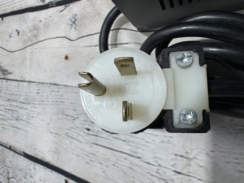 PowerVar Ground Guard Power Conditioner 66025-64R 4-Outlets - photo 2