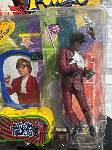 McFarlane Ultra-Cool Austin Powers Talking Action Figure w/ Gun