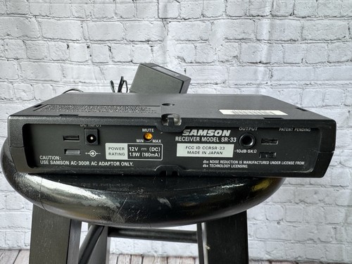 Samson SR-33 Wireless Microphone Receiver True Diversity dbx NR - photo 4