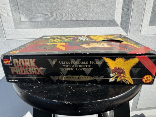 Toy Biz Marvel Famous Covers Dark Phoenix X-Men 8in Figure - photo 3