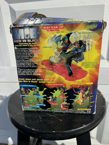 Galoob Men in Black Body-Slam Set Jay vs Alien Perp - photo 4