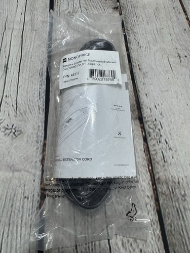 Monoprice 3-Outlet Extension Cord Flat Plug 10ft Black - photo 3