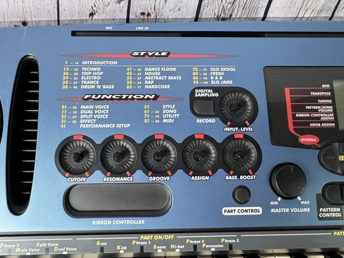 Yamaha Portatone PSR-D1 61-Key Electronic Keyboard - photo 5