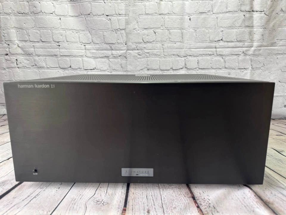 Harman Kardon Signature Series 2.1 5-Channel Power Amplifier - photo 2