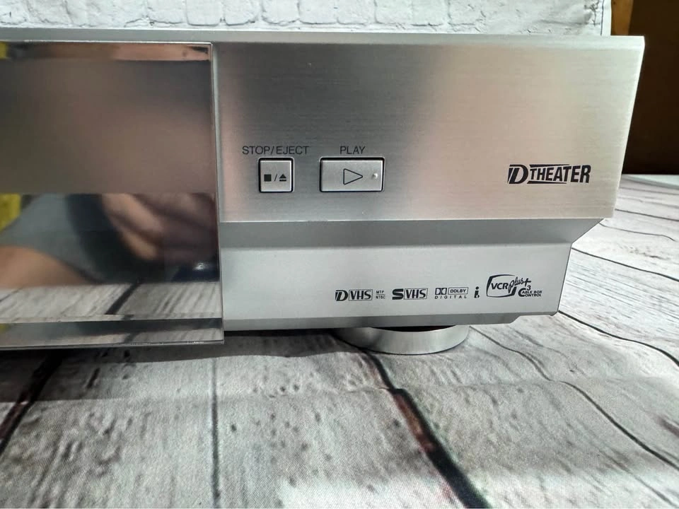 JVC HM-DH30000U D-VHS Digital HDTV Recorder - photo 4