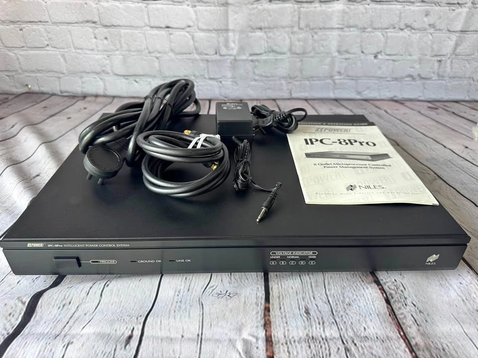 Niles Audio iPOWER IPC-8Pro 8-Outlet Power Management System
