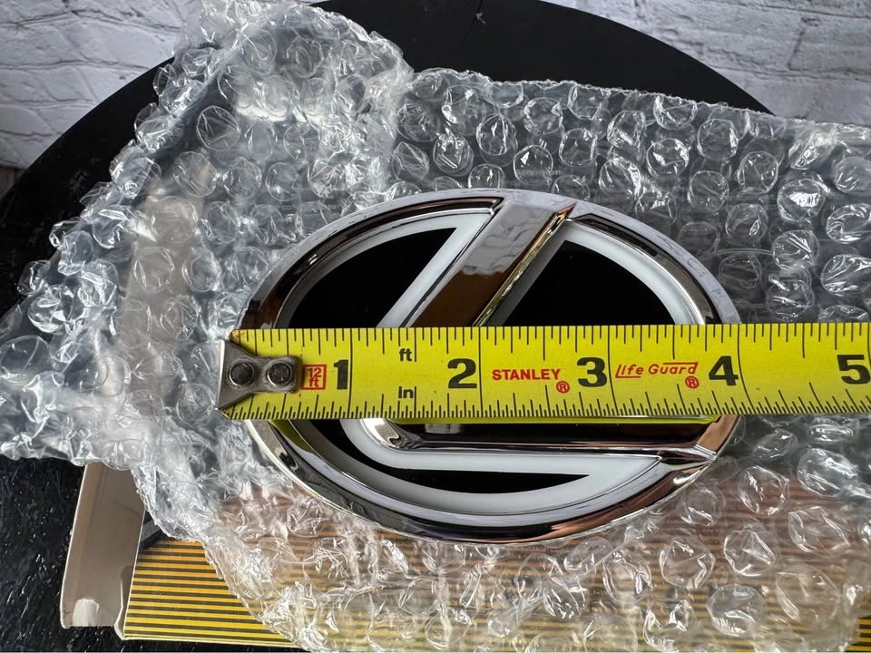 Aftermarket LED Illuminated Emblem Badge Light - photo 2