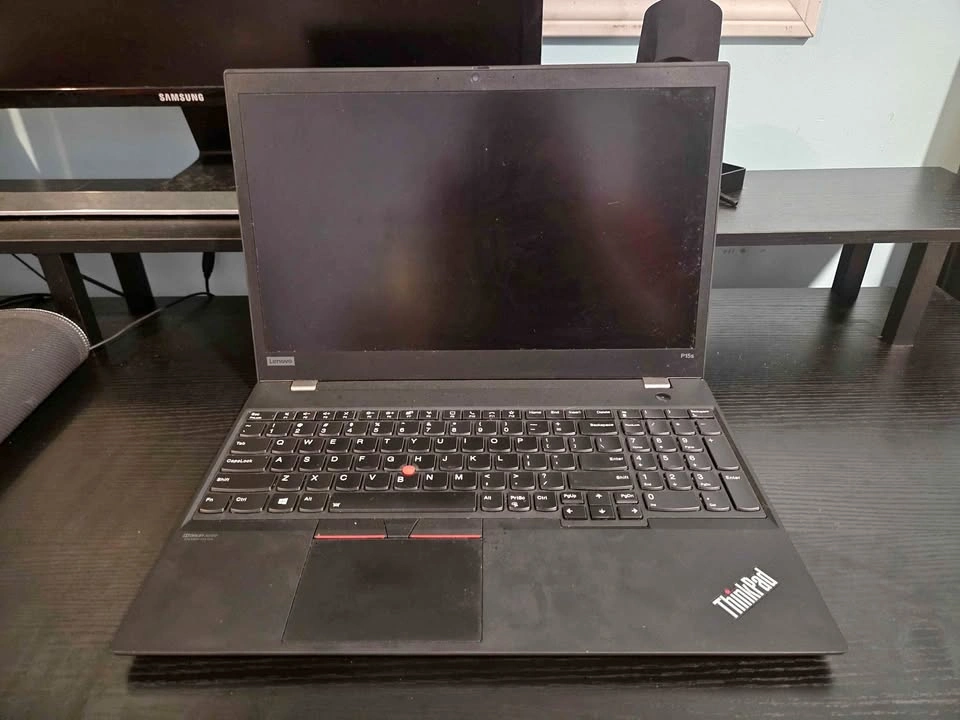 Lenovo Thinkpad P15S