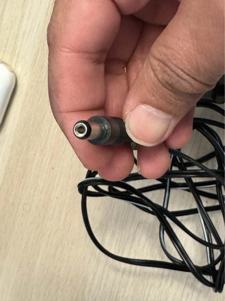 AC to DC charger - photo 2