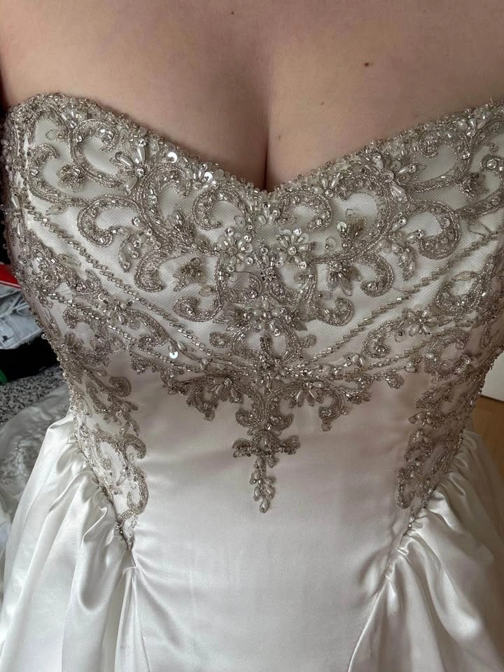 Sophia Tolli Vintage Wedding Dress - photo 3
