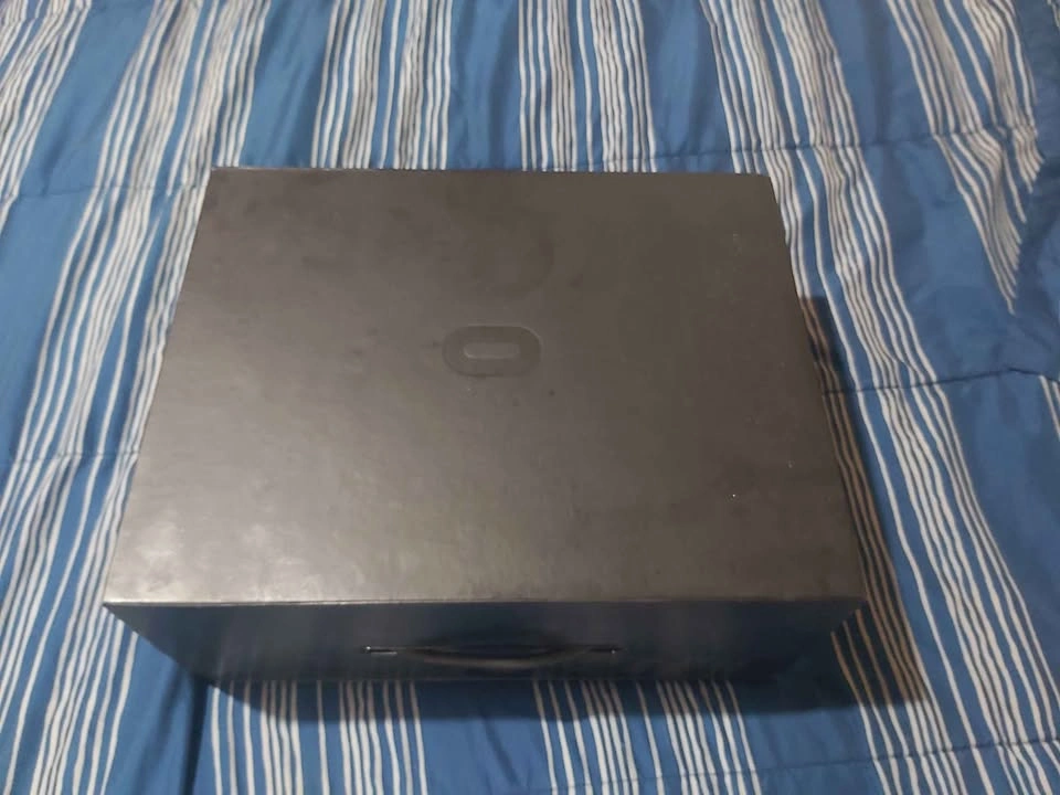 Oculus Rift + Extra Accessories / Controllers - photo 2