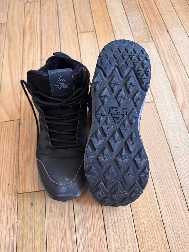 PEAK Black Winter Boots Size 9 - photo 2