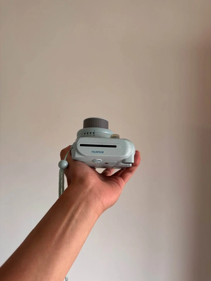 Fujifilm Instax Mini 8 Camera - photo 3