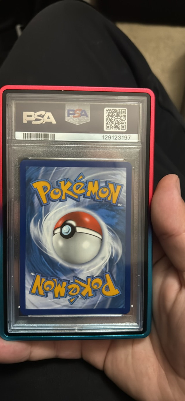 Pokemon Moltres, Zapdos & Articuno SM210 PSA 10 - photo 2
