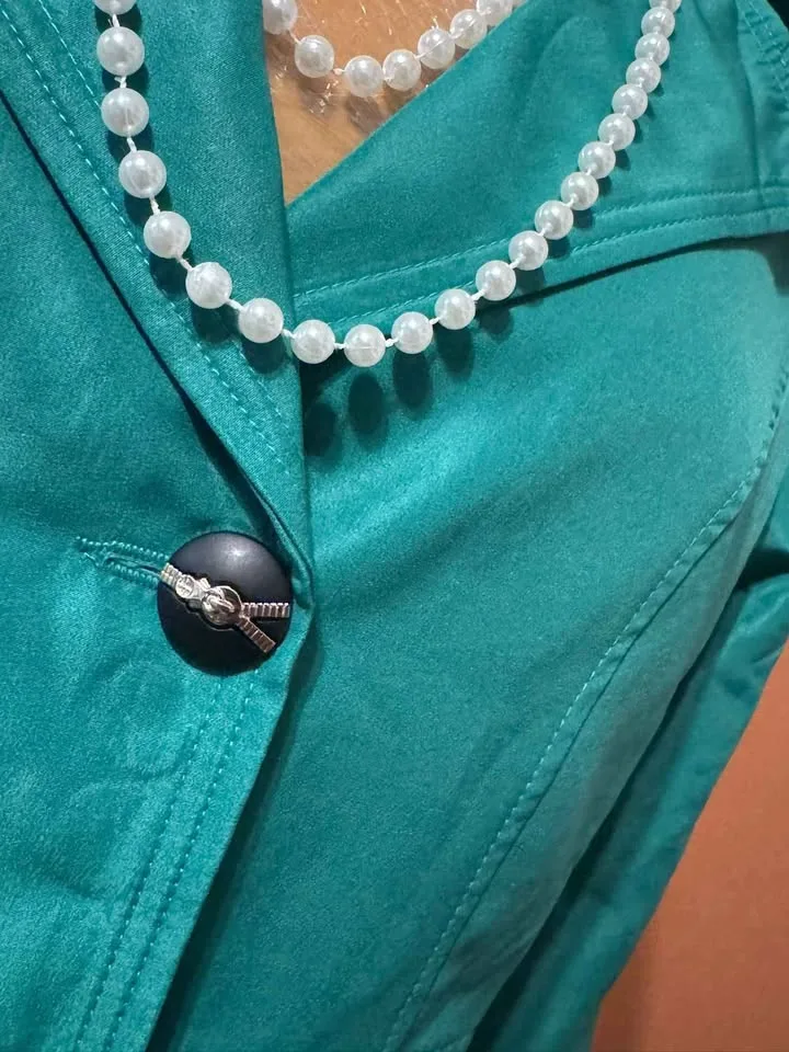 💚Dize M Brand New Teal Trench Coat + Pearl Necklace image indicator(3)