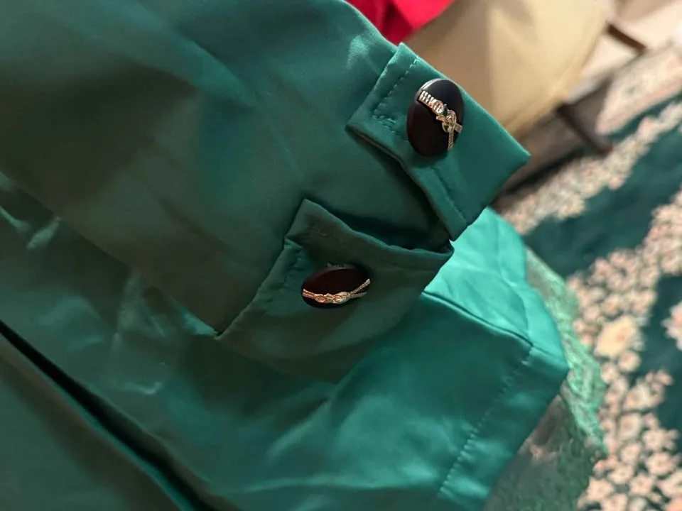 💚Dize M Brand New Teal Trench Coat + Pearl Necklace image indicator(5)