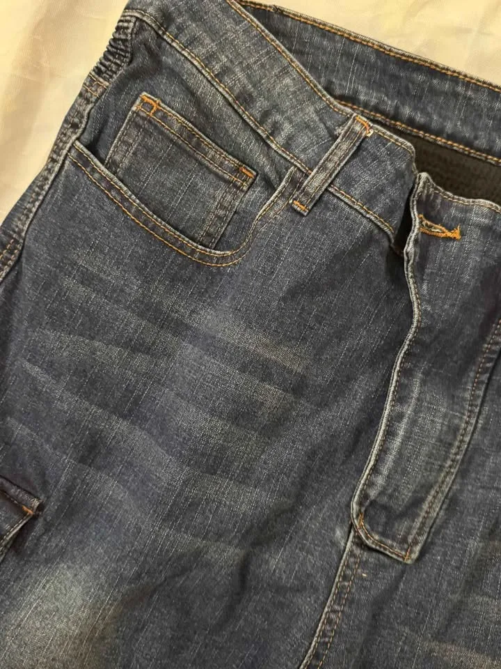 Size 2XL – Brand New Men's Moto-Style Cargo Jeans – Asking $25 image indicator(3)