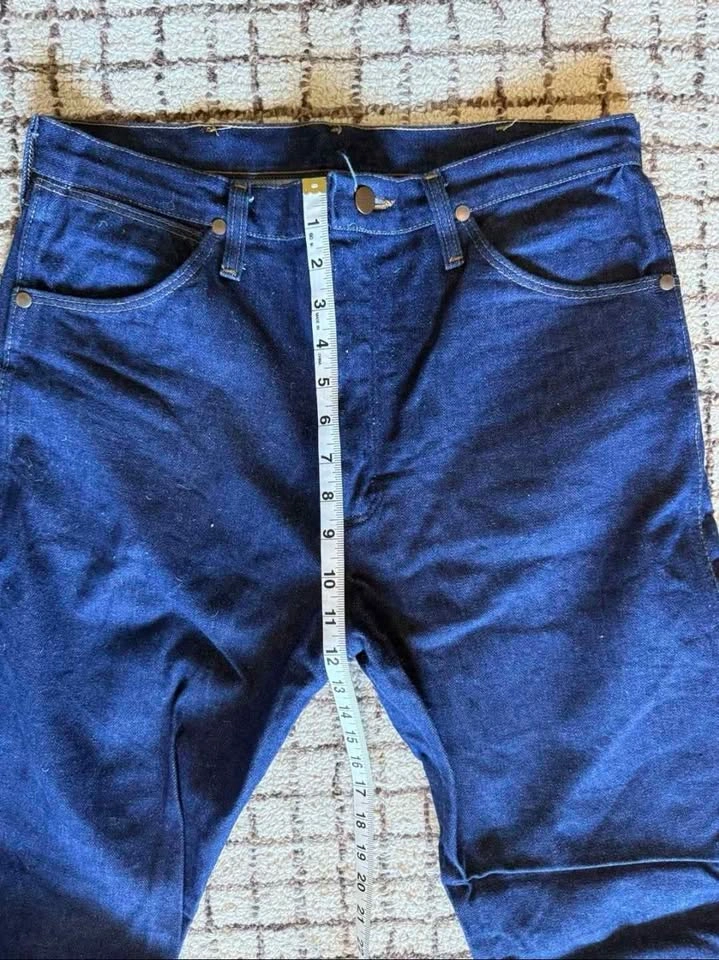 Vintage Wrangler 13MWZ Made In USA 100% Cotton Jeans 34x34 - photo 3