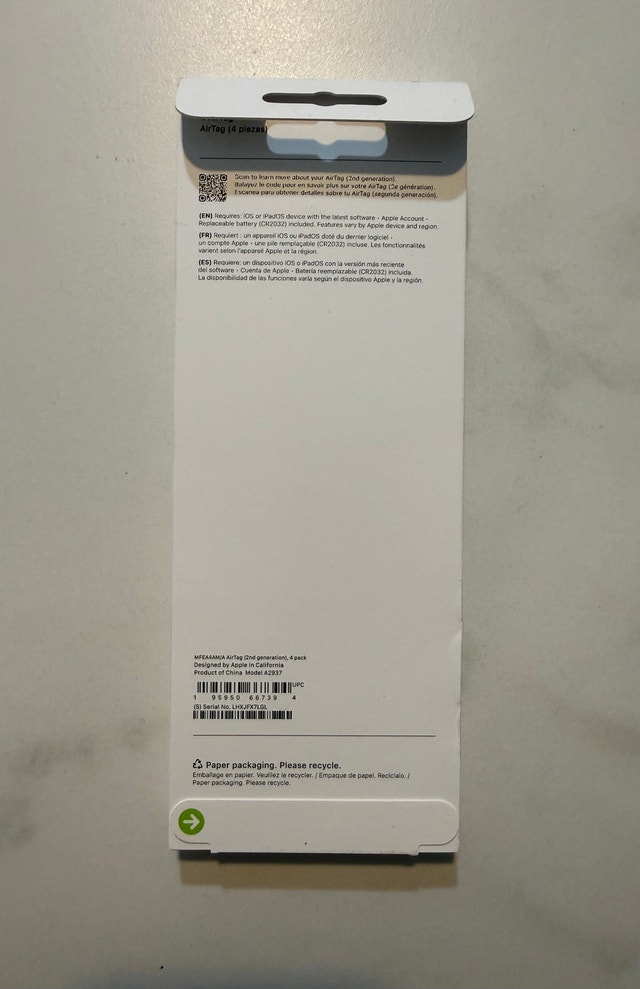 Apple AirTag 4 Pack 2nd generation Brand new - photo 2