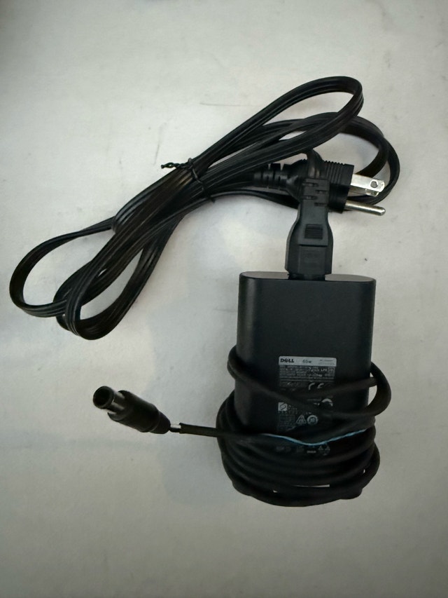 Dell 65W AC Adapter 19.5V 3.34A