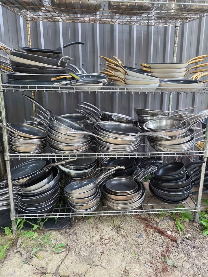 PANS For Sale! $5 & $10 each! Henckles, Meyers, Tramontina - photo 2