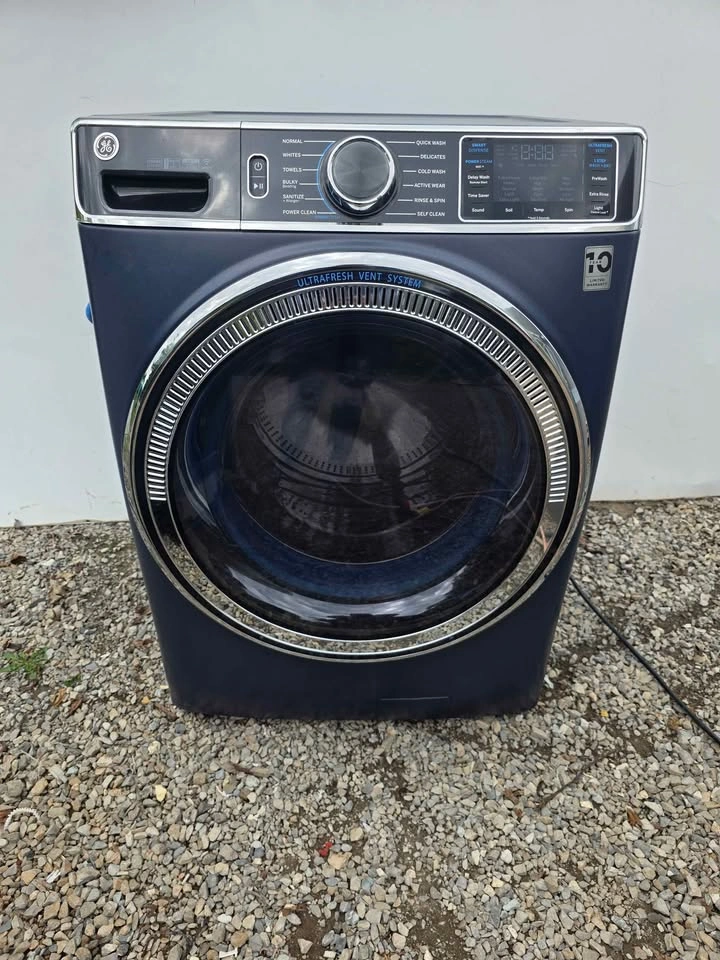 GE Profile Smart Front Load Washer For Sale - photo 2