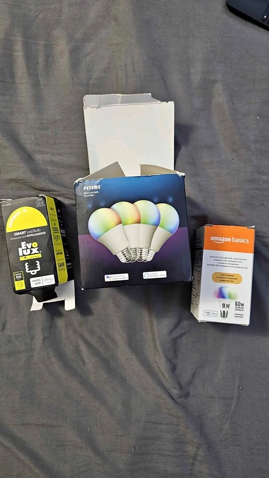 Smart LED Light Bulb Bundle (6 Bulbs)