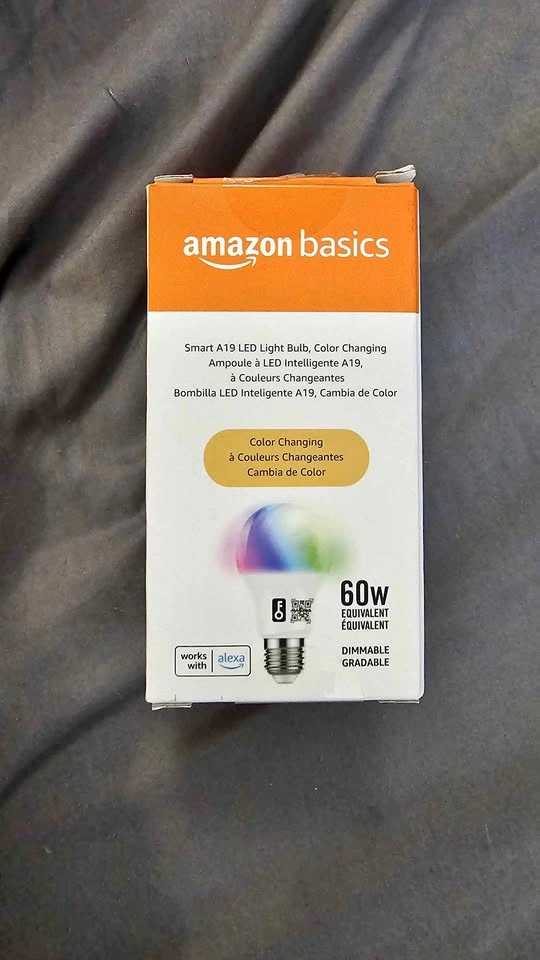 Amazon Basics Smart A19 Color-Changing LED Bulb – Works with Ale
