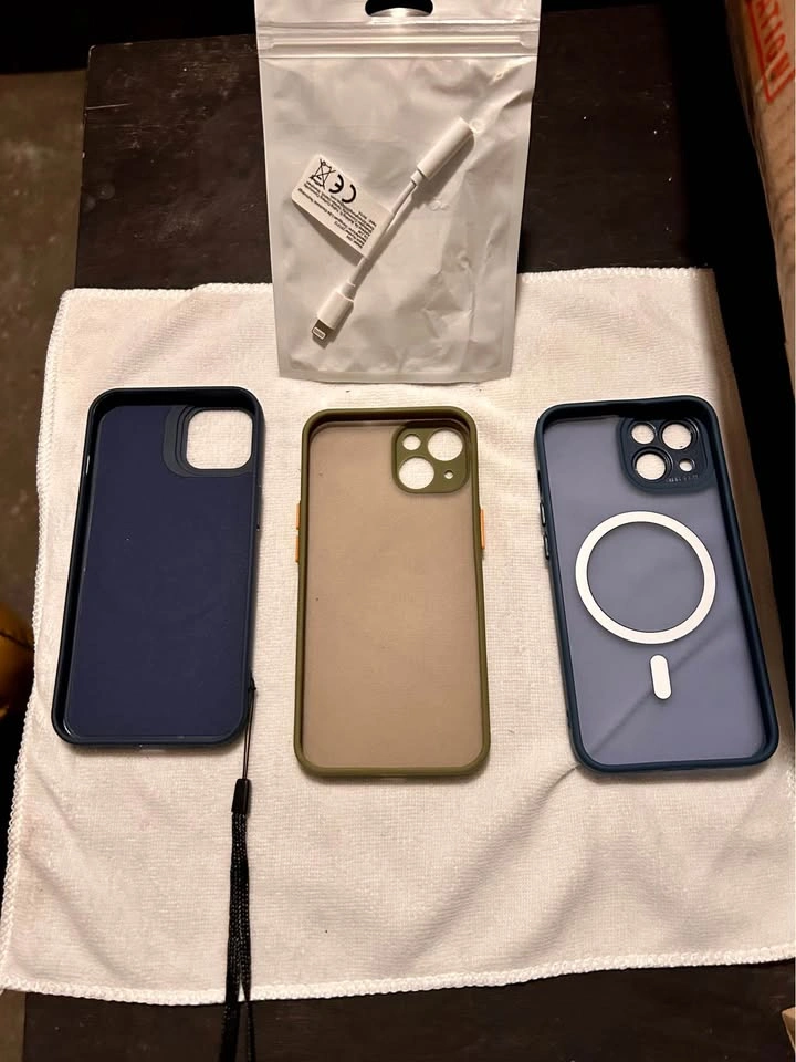 iPhone 14 Case Bundle and Lightning to 3.5mm Adapter - photo 3