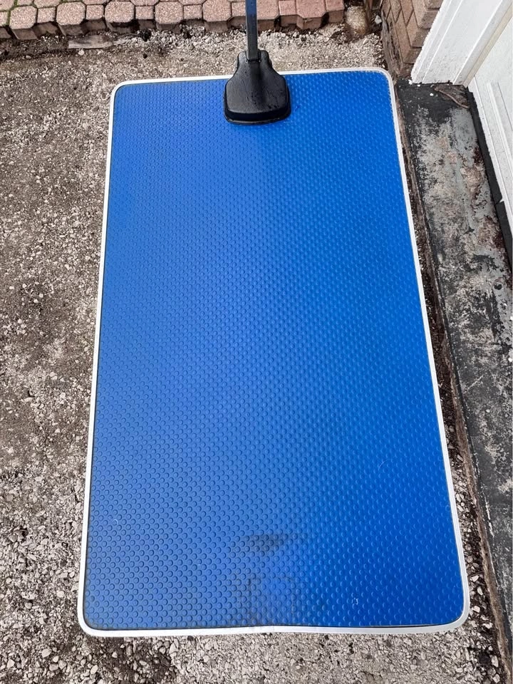 Collapsible, portable, adjustable grooming table - photo 3