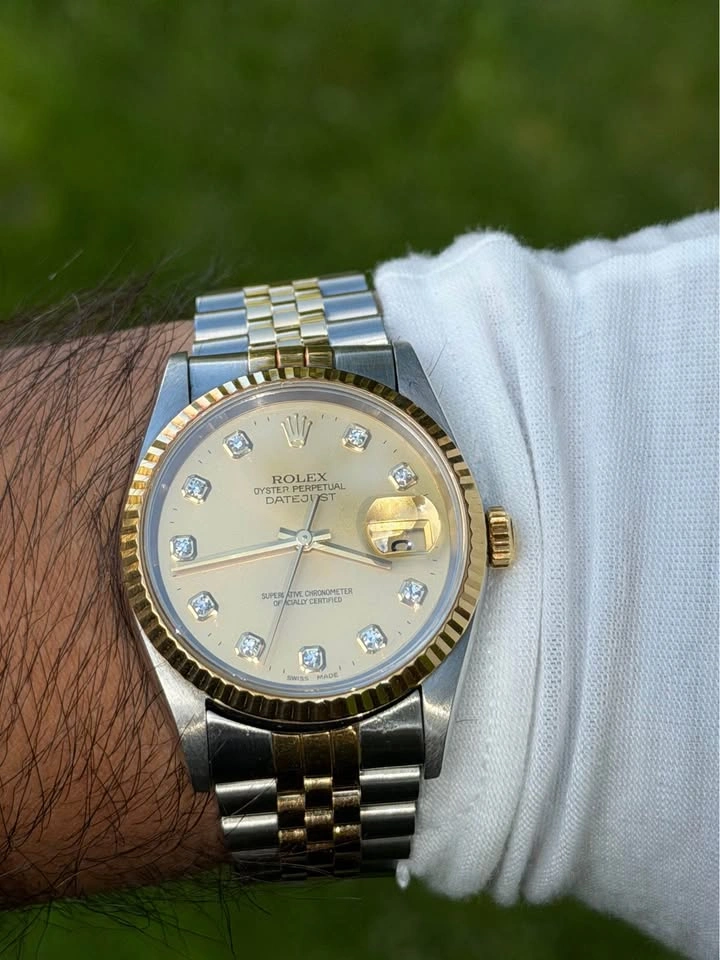 Rolex DJ 36 16233 - Champagne Diamond Dial Factory - Appraised - photo 3