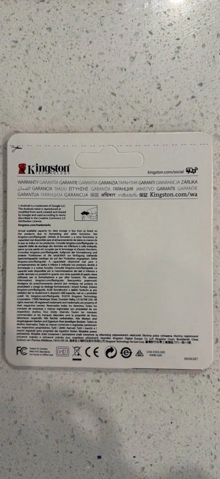 Kingston Canvas Select 128GB microSDXC Card with Adapter - photo 2