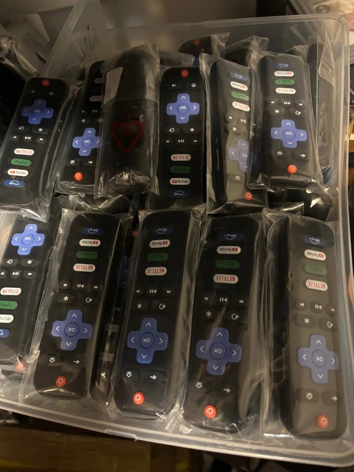 Brand new Replacement remote controller for TCL Roku TV - photo 3