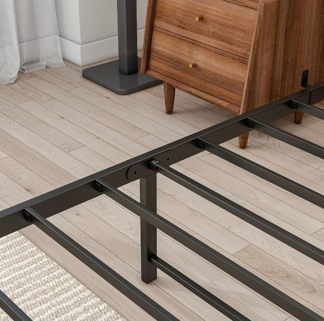 Twin metal bed frame brand new in sealed box - photo 3