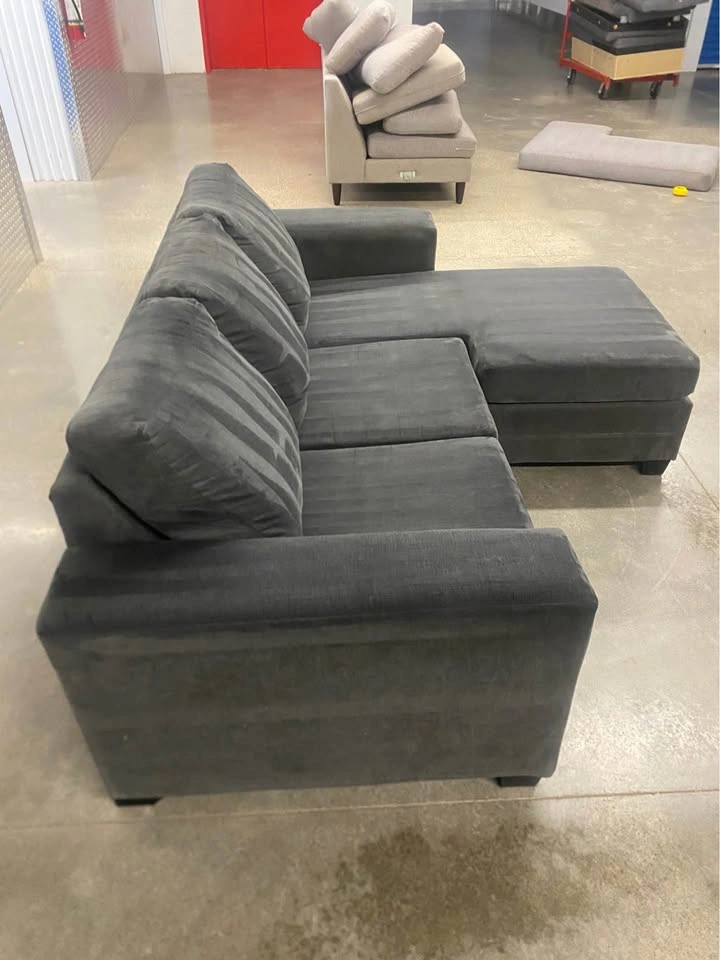 Leon’s Fava Reversible Sectional Sofa Couch - photo 4