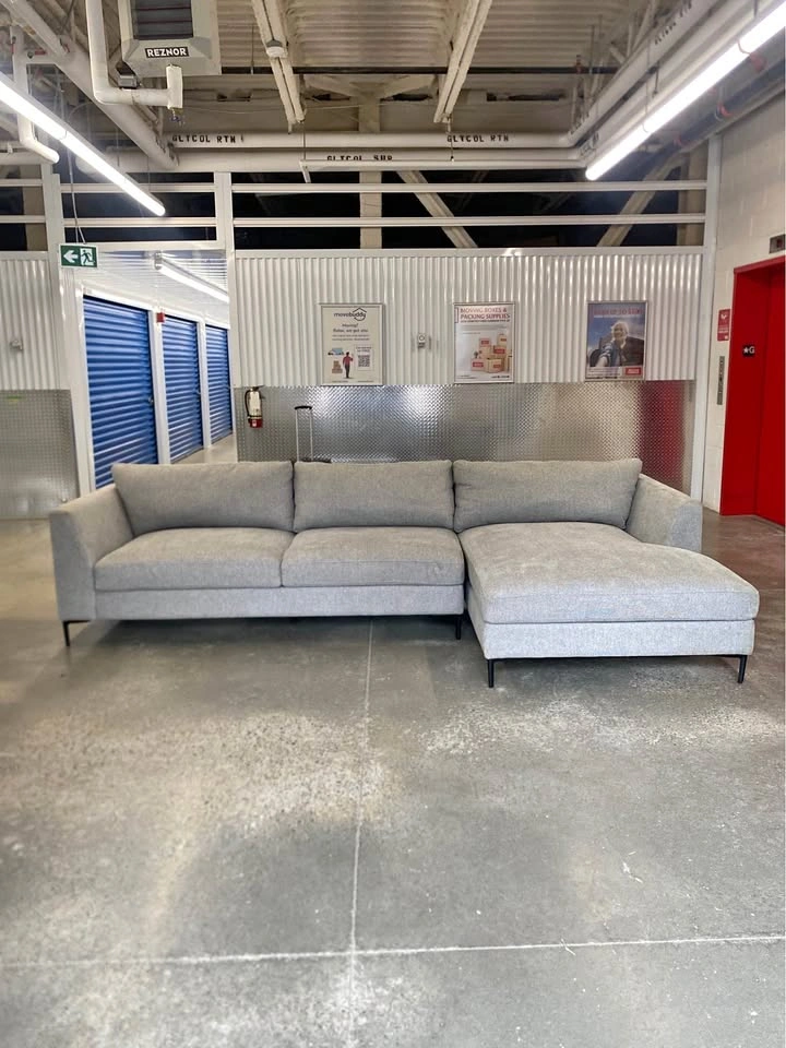 (Free Delivery) Costco Thomasville Sectional Sofa Couch