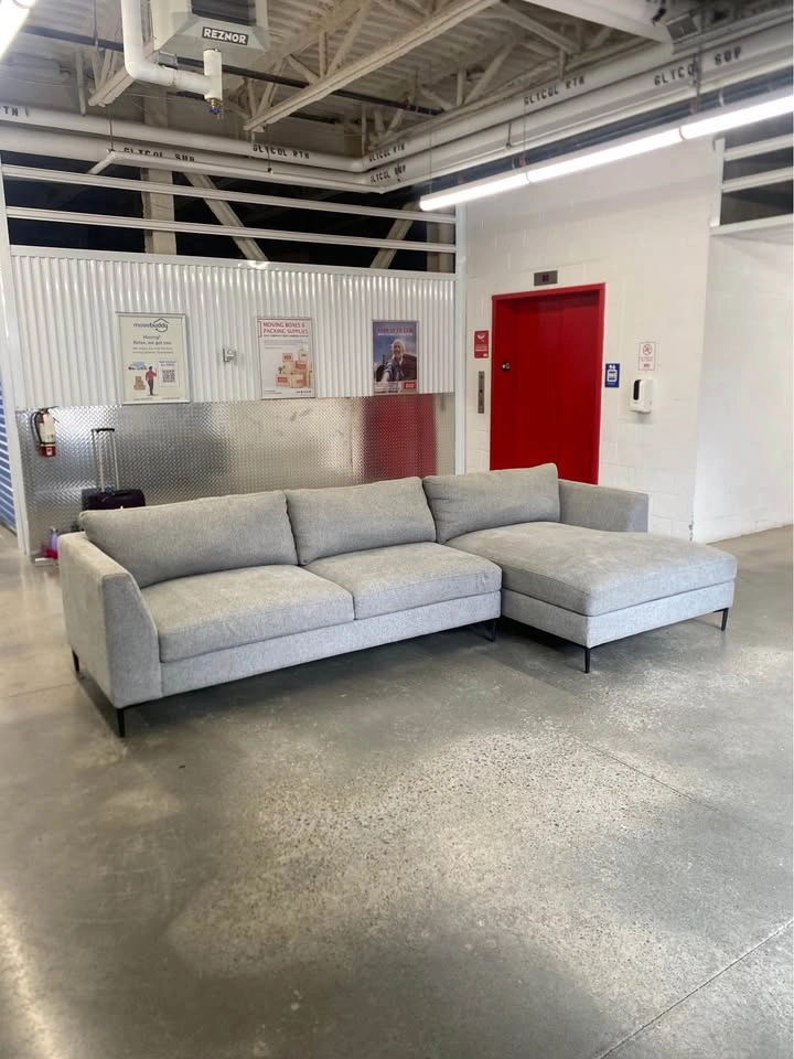 (Free Delivery) Costco Thomasville Sectional Sofa Couch - photo 3