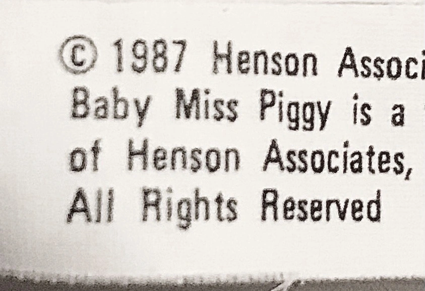 VINTAGE MISS PIGGY doll, Henson 1987 collectible - photo 5