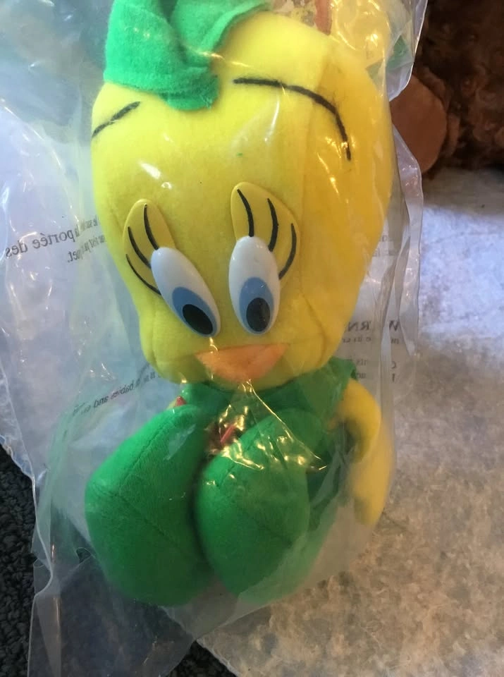 VINTAGE 1990s Sealed Tweety Bird and Odie Dog Toys