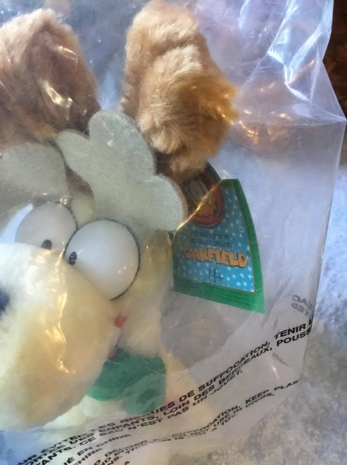 VINTAGE 1990s Sealed Tweety Bird and Odie Dog Toys - photo 4