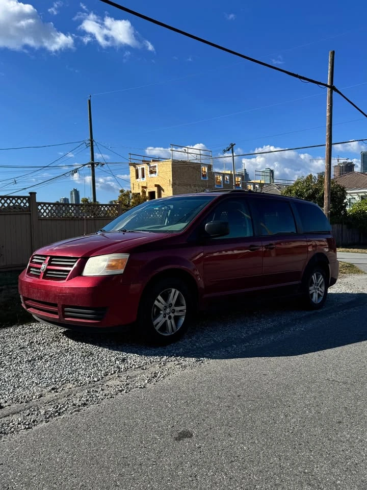 2010 Dodge Grand Caravan - photo 3
