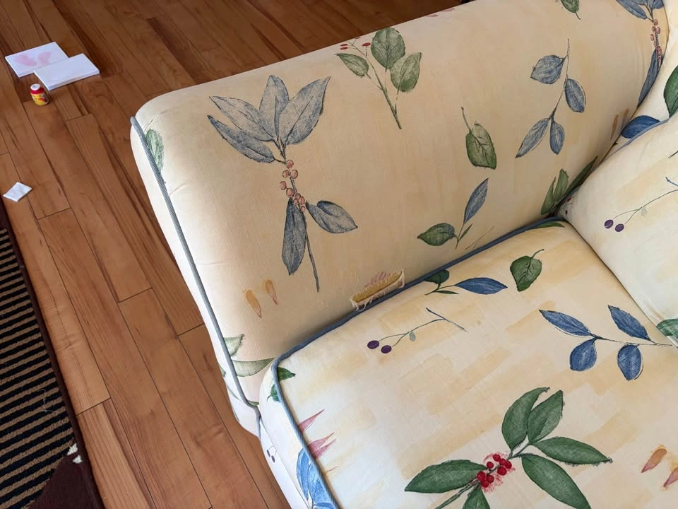 Floral Sofa and Loveseat Set - photo 3