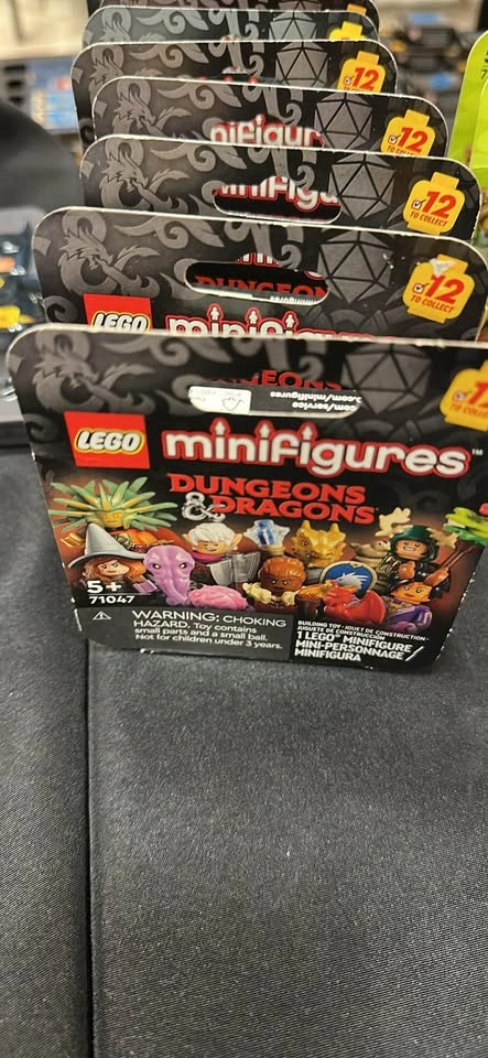 LEGO — Dungeons and Dragons — Collectable Minifigures - photo 2