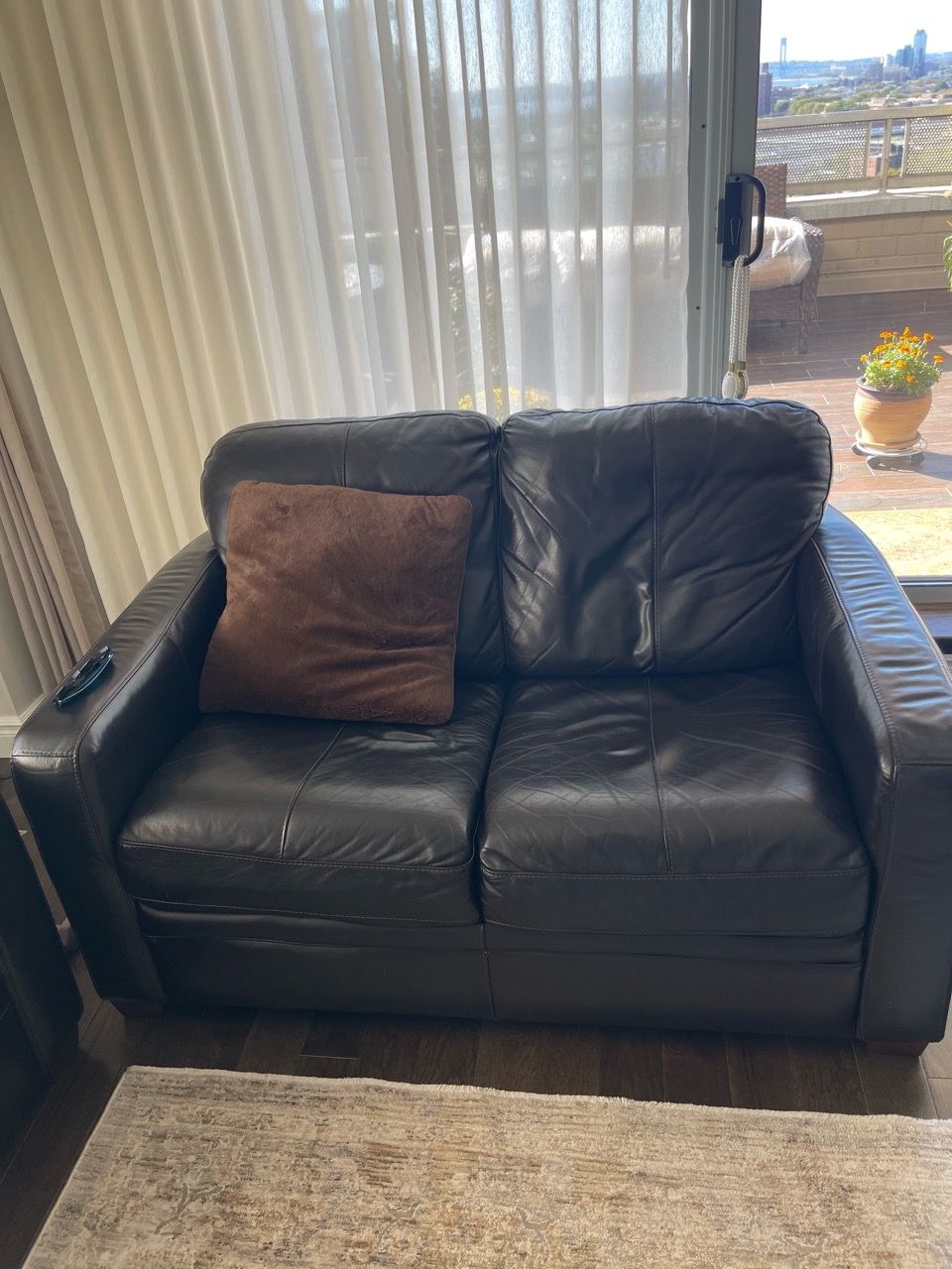2-Piece Black Leather Sofa Set – Sleeper Sofa + Loveseat - photo 2