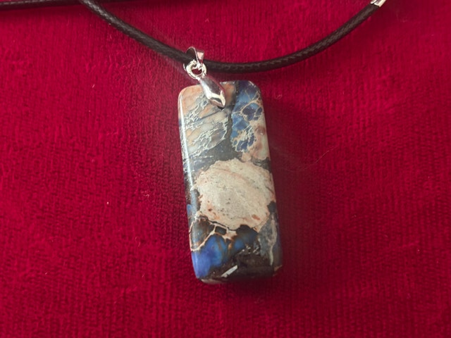 Fossil Stone Pendant Necklaces - photo 3
